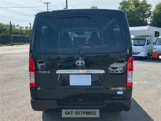 Toyota HIACE VAN 2026-07 8246957-5