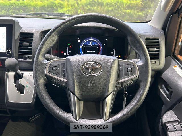 Toyota HIACE VAN 2026-02 8338231-9