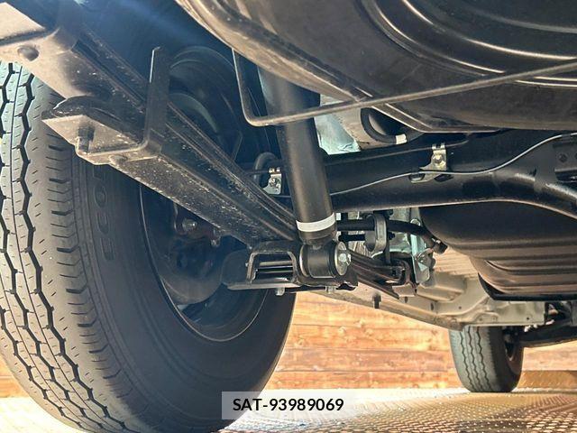 Toyota HIACE VAN 2026-02 8338231-19