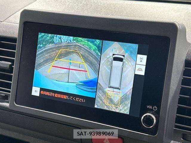 Toyota HIACE VAN 2026-02 8338231-3
