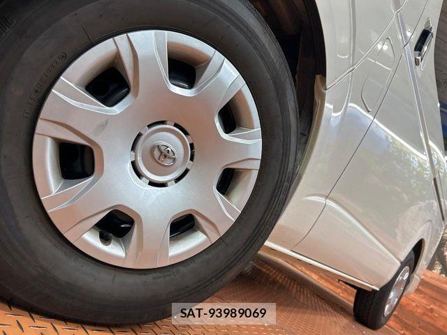 Toyota HIACE VAN 2026-02 8338231-8