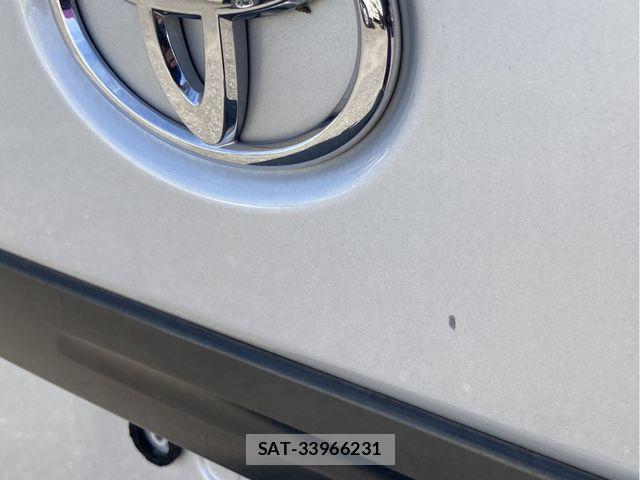 Toyota HIACE VAN 2021-06 8629399-16