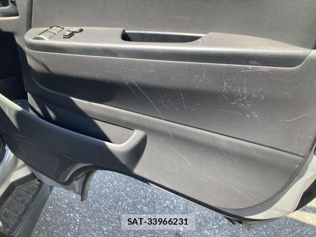 Toyota HIACE VAN 2021-06 8629399-5