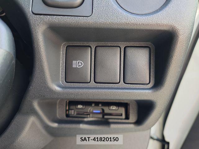 Toyota HIACE VAN 2024-08 8629398-20