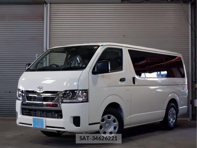 Toyota HIACE VAN 2026-03 8667038-0