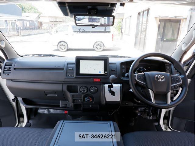 Toyota HIACE VAN 2026-03 8667038-10