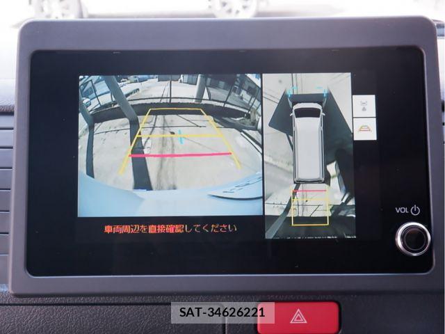 Toyota HIACE VAN 2026-03 8667038-14