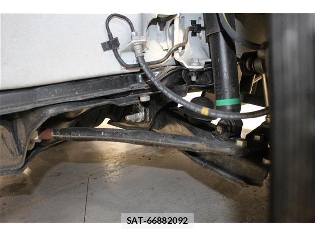 Toyota HIACE VAN 2025-06 8662023-19