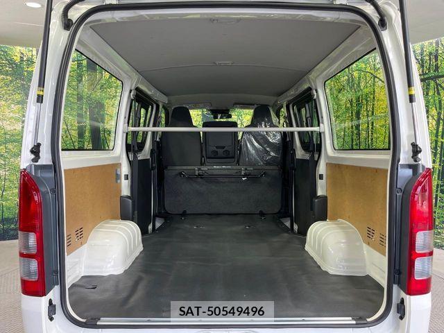 Toyota HIACE VAN 2026-02 8746395-9