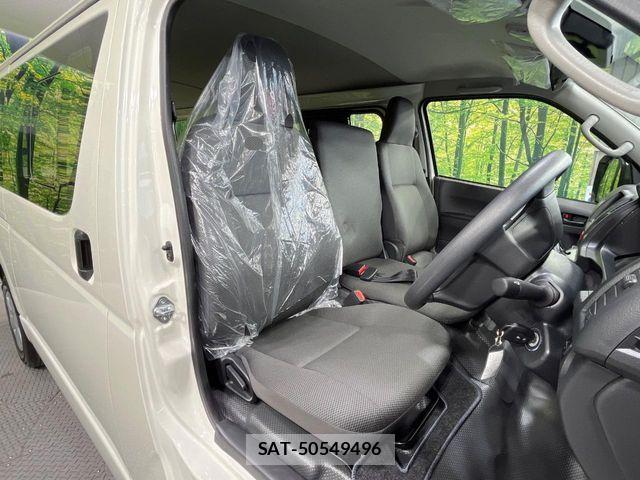 Toyota HIACE VAN 2026-02 8746395-7