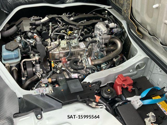 Toyota HIACE VAN 2025-11 8782377-18