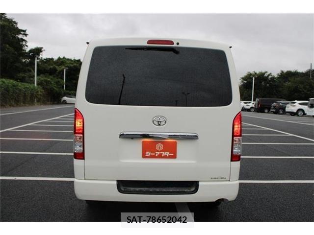 Toyota HIACE VAN 2020-10 8872284-9