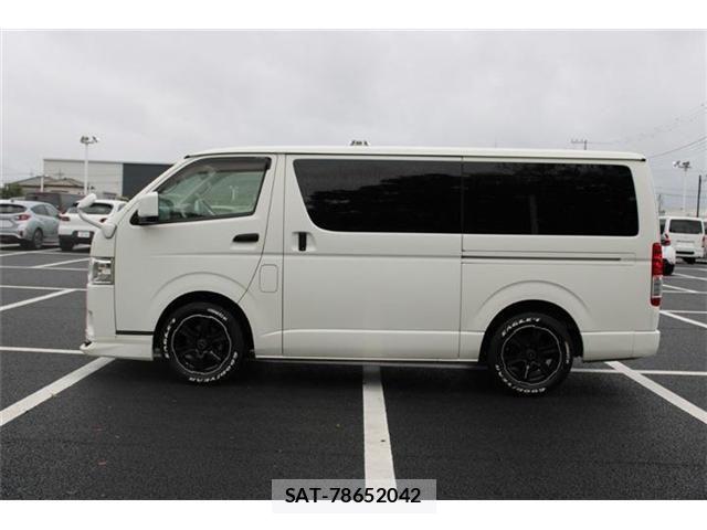 Toyota HIACE VAN 2020-10 8872284-10