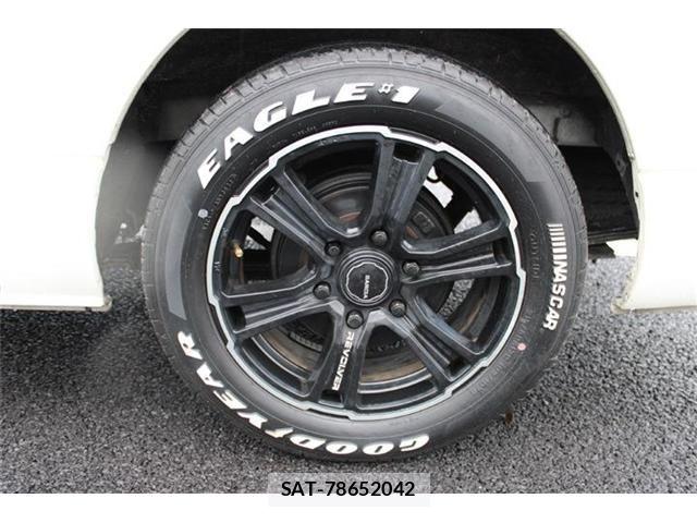 Toyota HIACE VAN 2020-10 8872284-13
