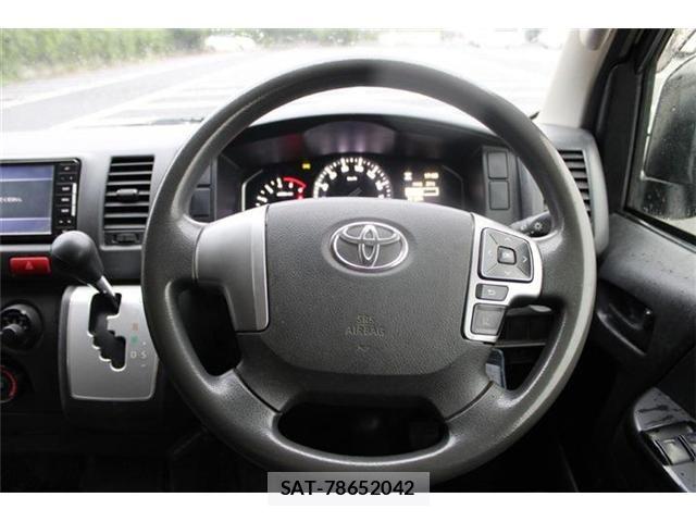 Toyota HIACE VAN 2020-10 8872284-16