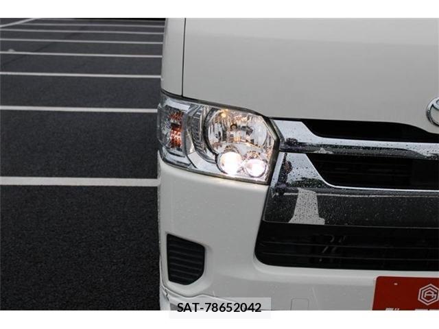 Toyota HIACE VAN 2020-10 8872284-19