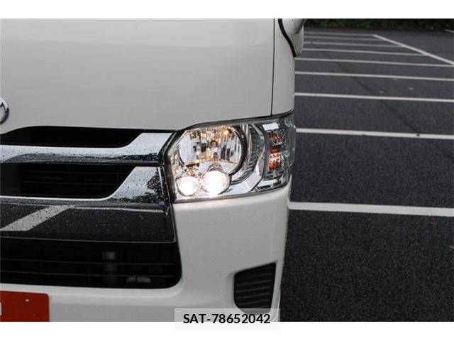 Toyota HIACE VAN 2020-10 8872284-20