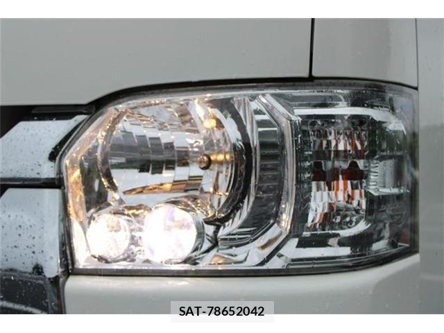 Toyota HIACE VAN 2020-10 8872284-21