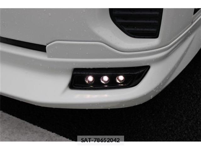 Toyota HIACE VAN 2020-10 8872284-22