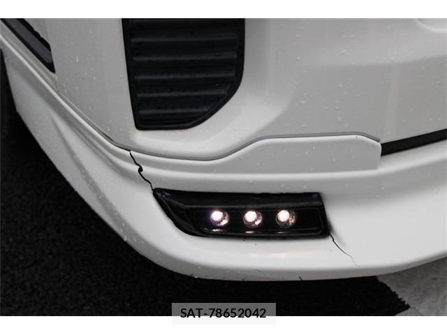 Toyota HIACE VAN 2020-10 8872284-23