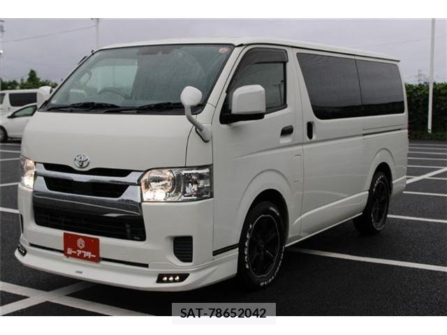 Toyota HIACE VAN 2020-10 8872284-24