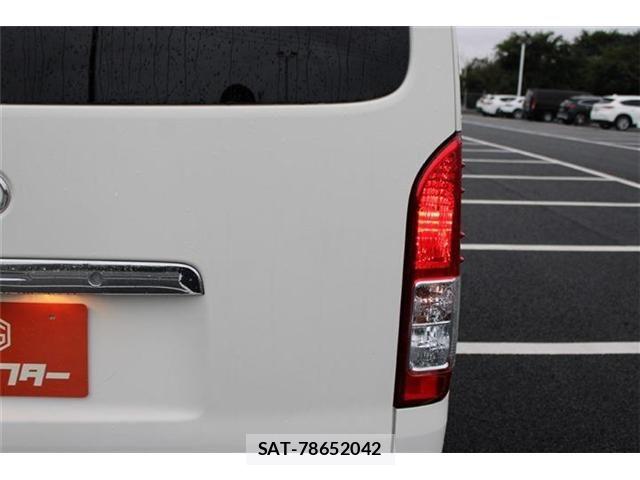 Toyota HIACE VAN 2020-10 8872284-26