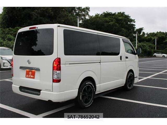 Toyota HIACE VAN 2020-10 8872284-29