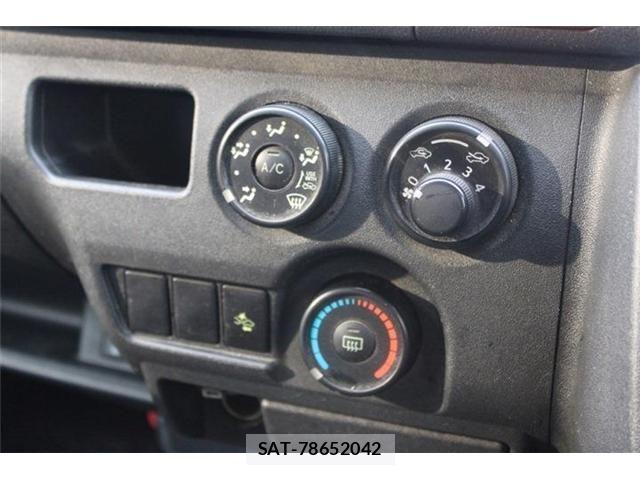 Toyota HIACE VAN 2020-10 8872284-6