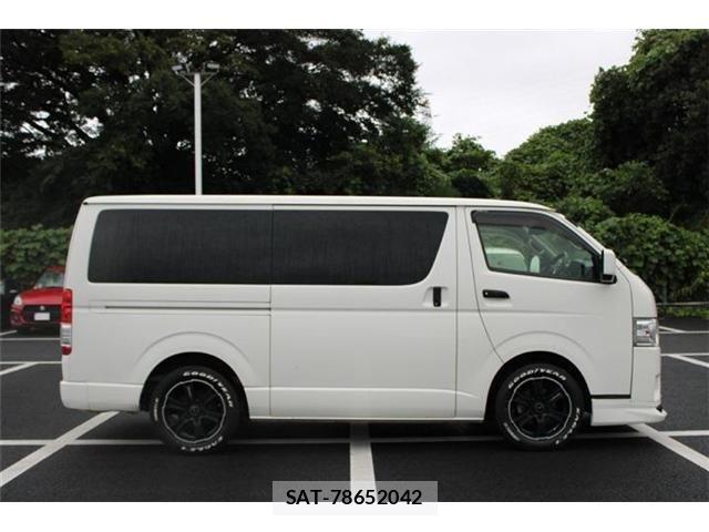 Toyota HIACE VAN 2020-10 8872284-8