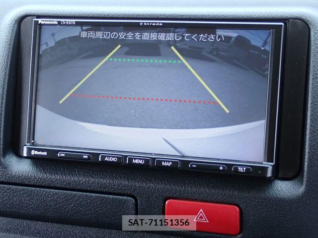 Toyota HIACE VAN 2019-11 7226198-11