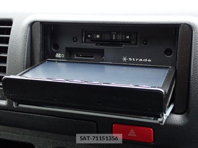Toyota HIACE VAN 2019-11 7226198-12