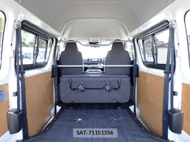 Toyota HIACE VAN 2019-11 7226198-25