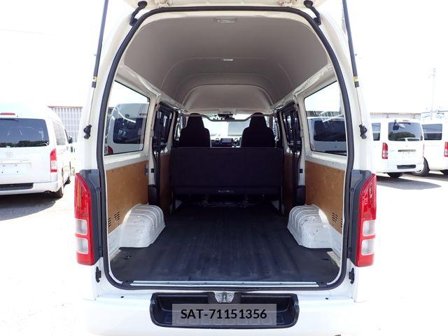 Toyota HIACE VAN 2019-11 7226198-6