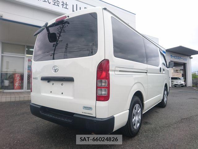 Toyota HIACE VAN 2021-04 7226205-3
