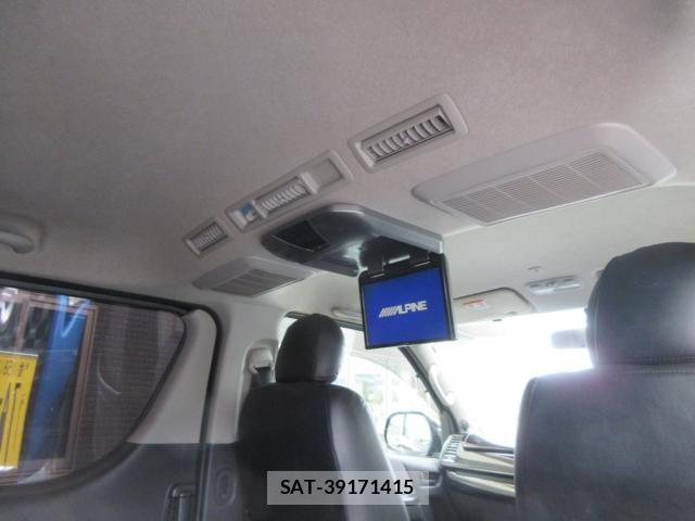 Toyota HIACE VAN 2011-12 7226195-12