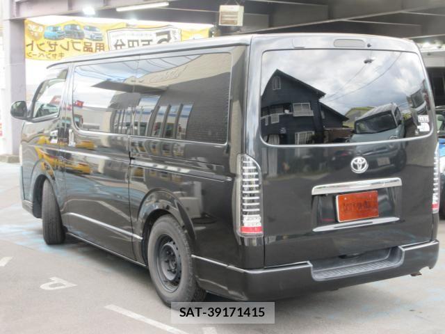 Toyota HIACE VAN 2011-12 7226195-6