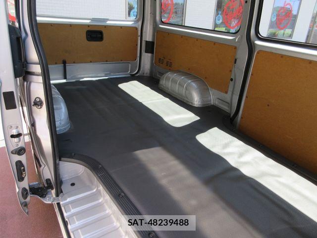 Toyota HIACE VAN 2021-11 7273167-17