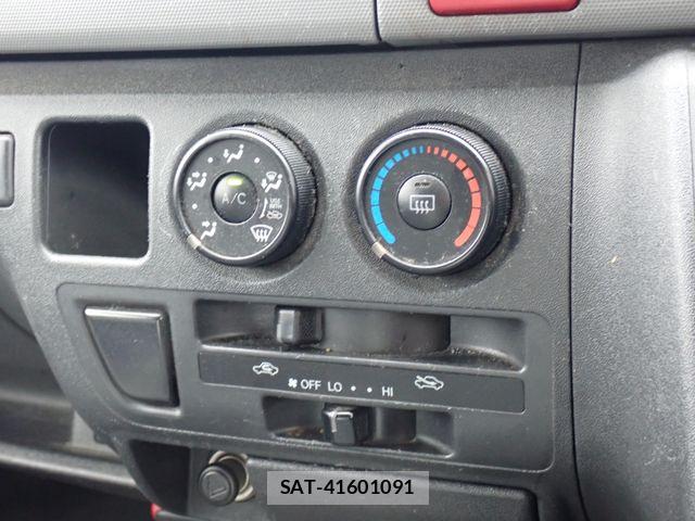 Toyota HIACE VAN 2007-03 7360190-12