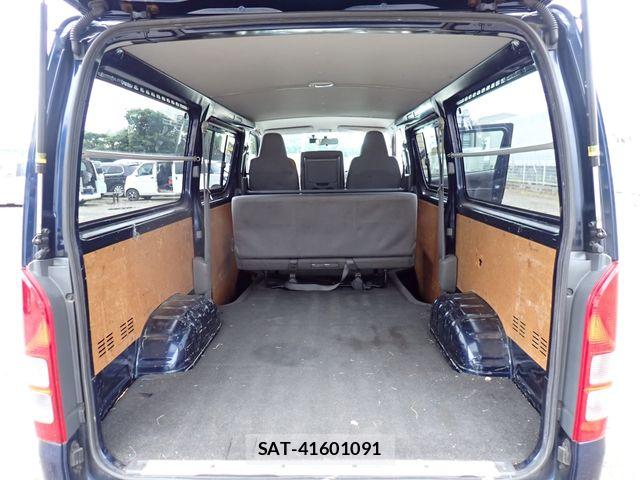 Toyota HIACE VAN 2007-03 7360190-18