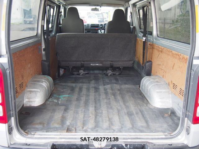 Toyota HIACE VAN 2015-04 7360193-16