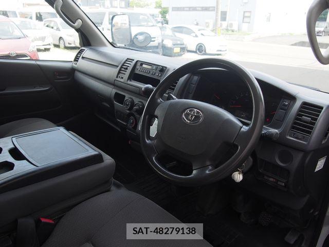 Toyota HIACE VAN 2015-04 7360193-3