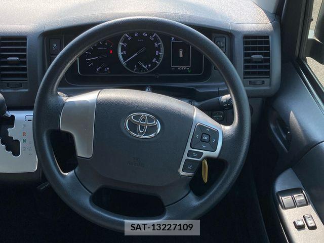 Toyota HIACE VAN 2024-02 7394542-3