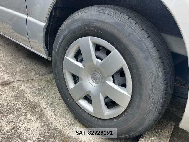 Toyota HIACE VAN 2019-07 7394545-9