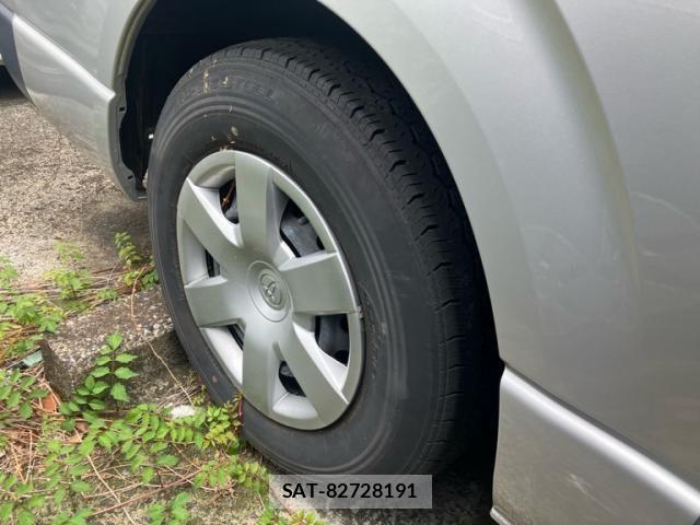 Toyota HIACE VAN 2019-07 7394545-8