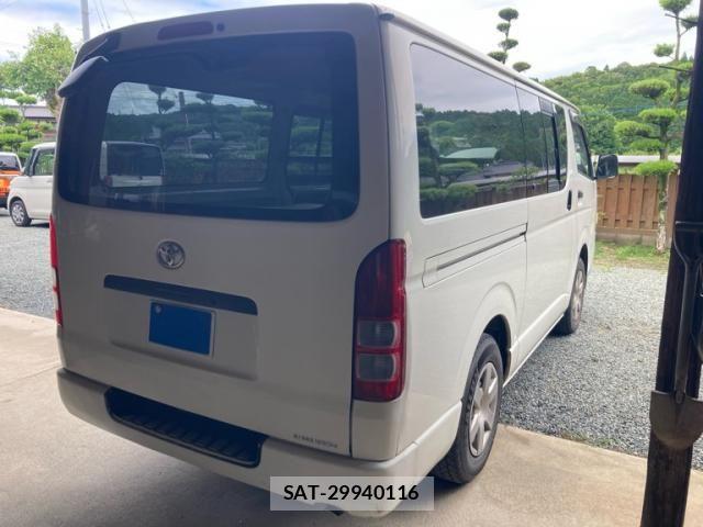 Toyota HIACE VAN 2005-04 7458447-1