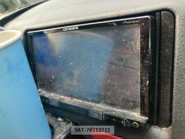 Toyota HIACE VAN 2017-02 7458446-14
