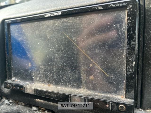 Toyota HIACE VAN 2017-02 7458446-16