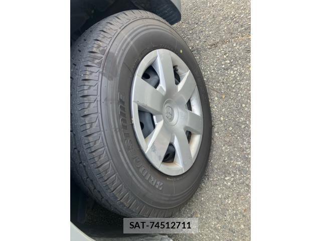 Toyota HIACE VAN 2017-02 7458446-8