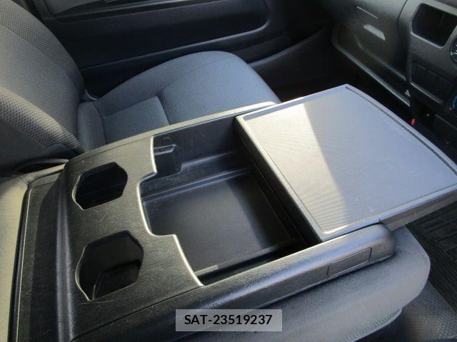 Toyota HIACE VAN 2015-03 7510292-17