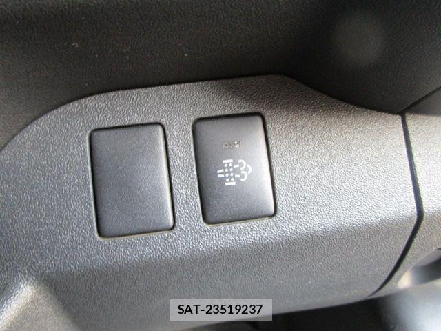Toyota HIACE VAN 2015-03 7510292-18